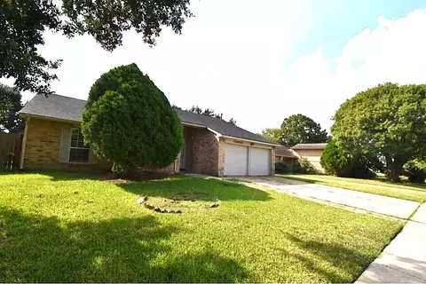 8006 Marisol Dr, Houston, TX 77083