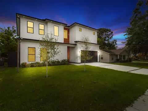 1815 Ebony Ln, Houston, TX 77018