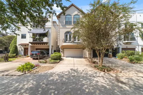 403 Reinerman St, Houston, TX 77007