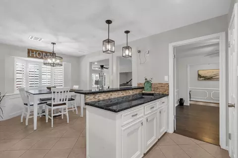 Kitchen - 6514 Larkmount Dr, Spring, TX 77389 photo 2 of 4