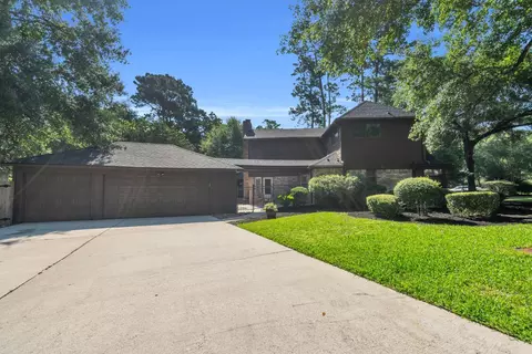 Exterior - 6514 Larkmount Dr, Spring, TX 77389 photo 3 of 4