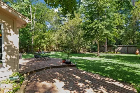 Exterior - 10 Cape Chestnut Dr, Spring, TX 77381 photo 4 of 4