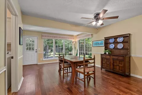 Dining - 10 Cape Chestnut Dr, Spring, TX 77381 photo 1 of 2