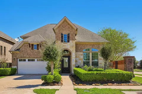 1123 Penny Worth Dr, Sugar Land, TX 77479