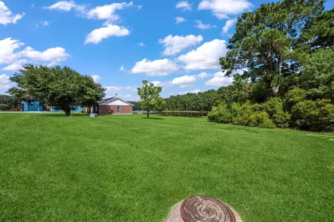 Exterior - 98 Heather Ln, Trinity, TX 75862 photo 6 of 7