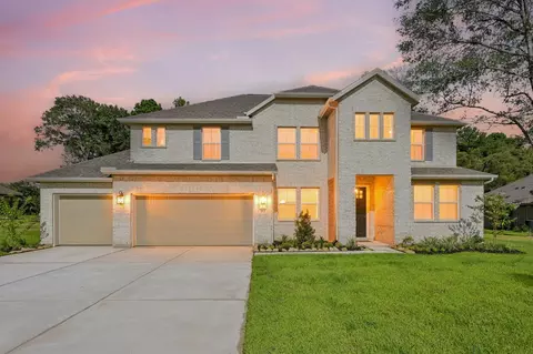 112 Roebuck Ln, New Waverly, TX 77358