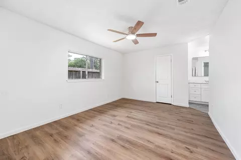 Bedroom - 6526 Lynngate Dr, Spring, TX 77373 photo 2 of 5
