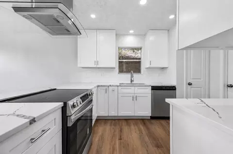 Kitchen - 6526 Lynngate Dr, Spring, TX 77373 photo 1 of 4