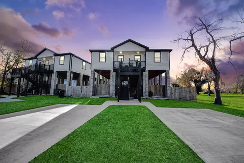 618 Maple Way #A/B, Houston, TX 77015