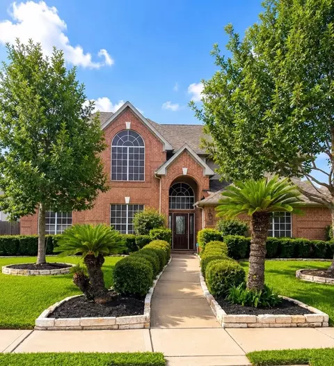 15007 Redbud Leaf Ln, Cypress, TX 77433