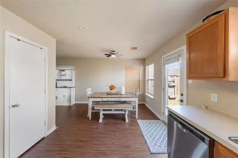 Entry Way - 2914 Rustling Chestnut St, Spring, TX 77389 photo 3 of 3