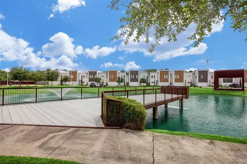 2220 Cortijo Pl, Houston, TX 77091