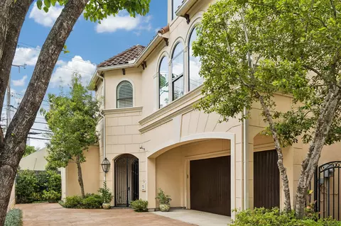 3016 Mid Ln #B, Houston, TX 77027