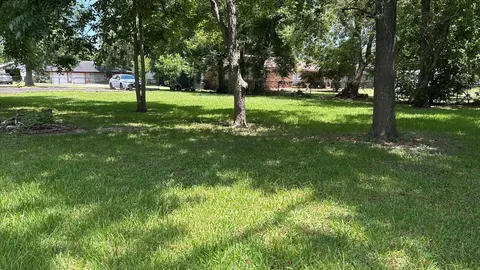 1106 Earley St, Sweeny, TX 77480 photo 5