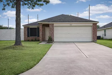 7907 Fire Thorn Ln, Cypress, TX 77433