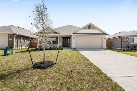 2801 Bayrose Dr, La Marque, TX 77568