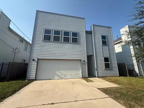 4923 Higgins St, Houston, TX 77033