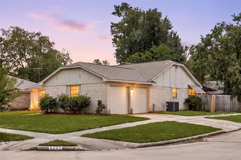 Exterior - 6602 Fallengate Dr, Spring, TX 77373 photo 2 of 7