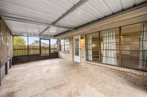 Exterior - 6602 Fallengate Dr, Spring, TX 77373 photo 4 of 7