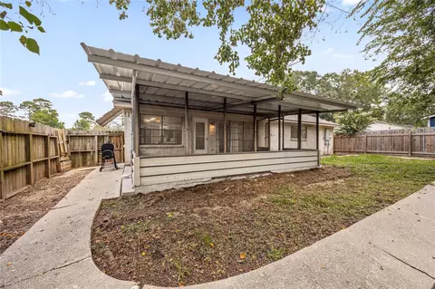 Exterior - 6602 Fallengate Dr, Spring, TX 77373 photo 5 of 7