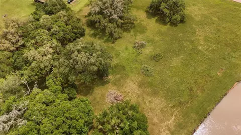 1207 Mill Rd, Angleton, TX 77515 photo 7