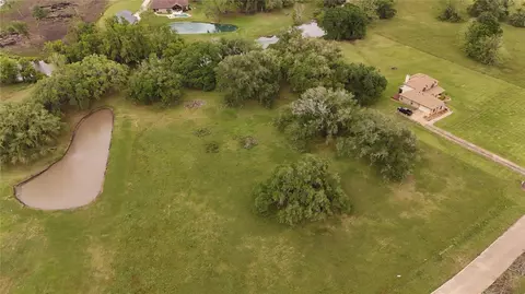 1207 Mill Rd, Angleton, TX 77515 photo 9