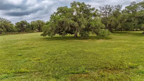 1207 Mill Rd, Angleton, TX 77515 photo 10