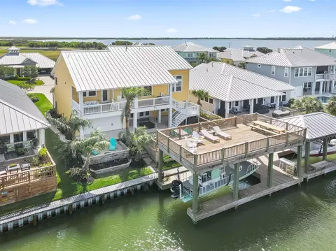 5118 Brigantine Cay Ct, Texas City, TX 77590