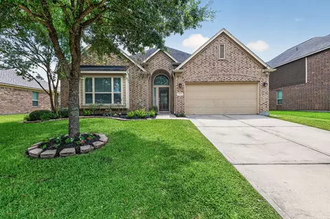 Exterior - 24711 E Burnaby Cir, Spring, TX 77373 photo 4 of 4