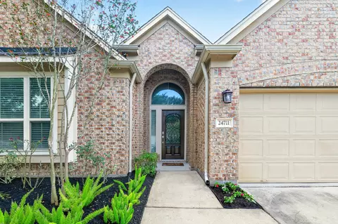 Exterior - 24711 E Burnaby Cir, Spring, TX 77373 photo 2 of 4