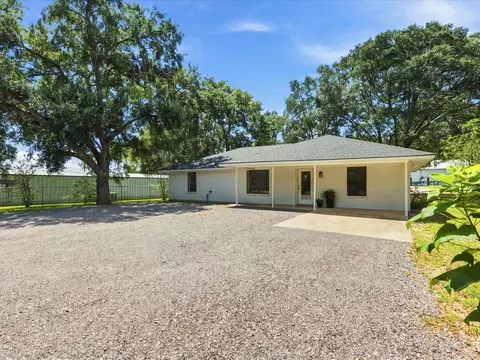 130 Parrish St, New Waverly, TX 77358