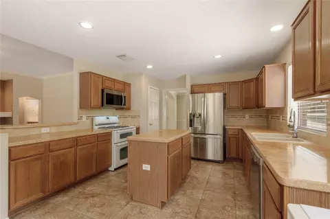 Kitchen - 324 Red Oak Ln, Trinity, TX 75862 photo 2 of 5