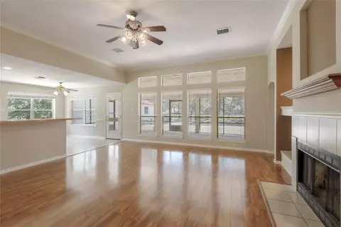 Living - 324 Red Oak Ln, Trinity, TX 75862 photo 4 of 5