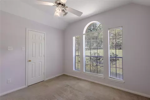 Bedroom - 324 Red Oak Ln, Trinity, TX 75862 photo 4 of 6