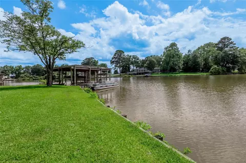 View/Area - 324 Red Oak Ln, Trinity, TX 75862 photo 4 of 8
