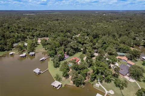 View/Area - 324 Red Oak Ln, Trinity, TX 75862 photo 7 of 8