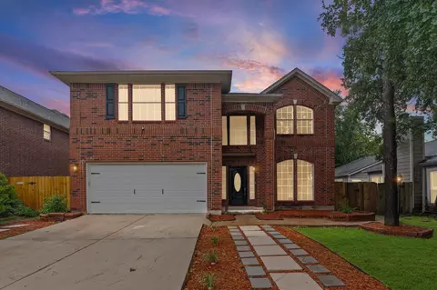 2859 Crest Park Dr, Houston, TX 77082