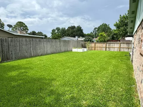 15455 Empanada Dr, Houston, TX 77083