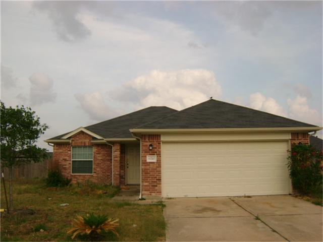 6710 Devonport Dr, Katy, TX 77449 photo 1