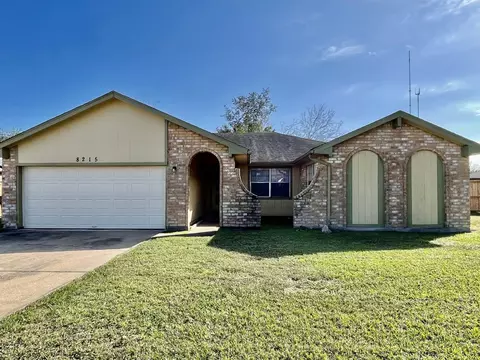 8215 Quail Hills Dr, Missouri City, TX 77489