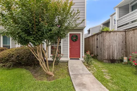 5807 Beverlyhill St #8, Houston, TX 77057
