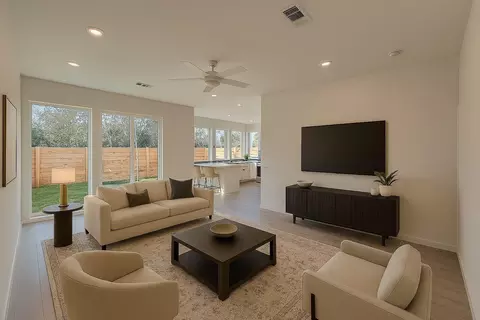 2000 Riverside Farms Rd #8102, Austin, TX 78741