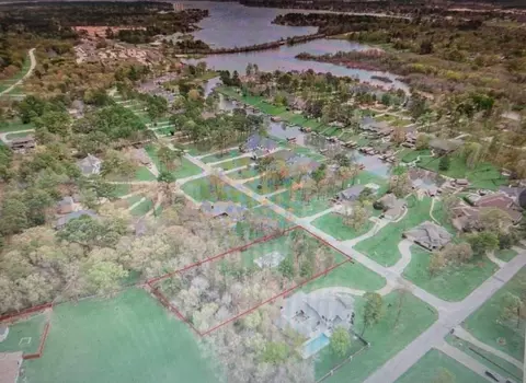 11455 Lake Oak Dr, Montgomery, TX 77356
