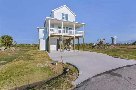 4011 Miramar Ct, Galveston, TX 77554