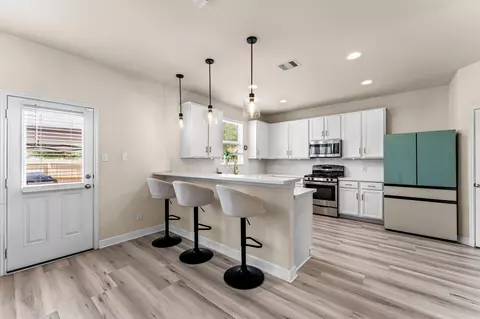 Kitchen - 2703 Elm Crossing Trl, Spring, TX 77386 photo 3 of 3