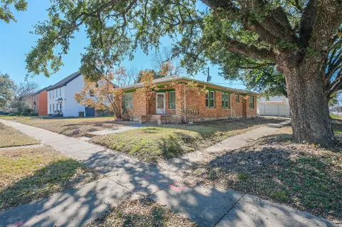 2802 Wheeler St, Houston, TX 77004