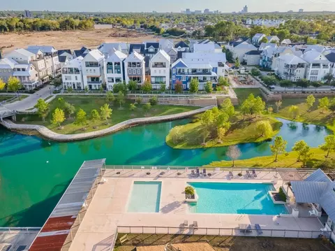 2618 Lake Kolbe Ln, Houston, TX 77080