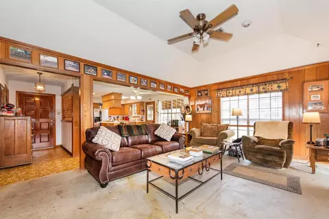 Living - 13259 Kidd Rd, Conroe, TX 77302 photo 2 of 2