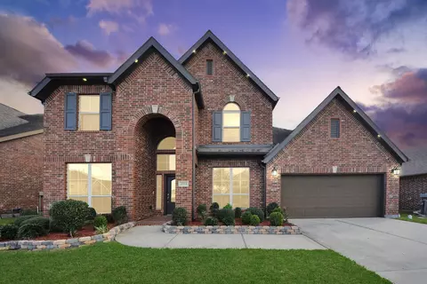 2714 Newport Lake Blvd, Manvel, TX 77578