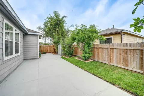 Exterior - 4039 Mossy Spring Ln, Spring, TX 77388 photo 6 of 8